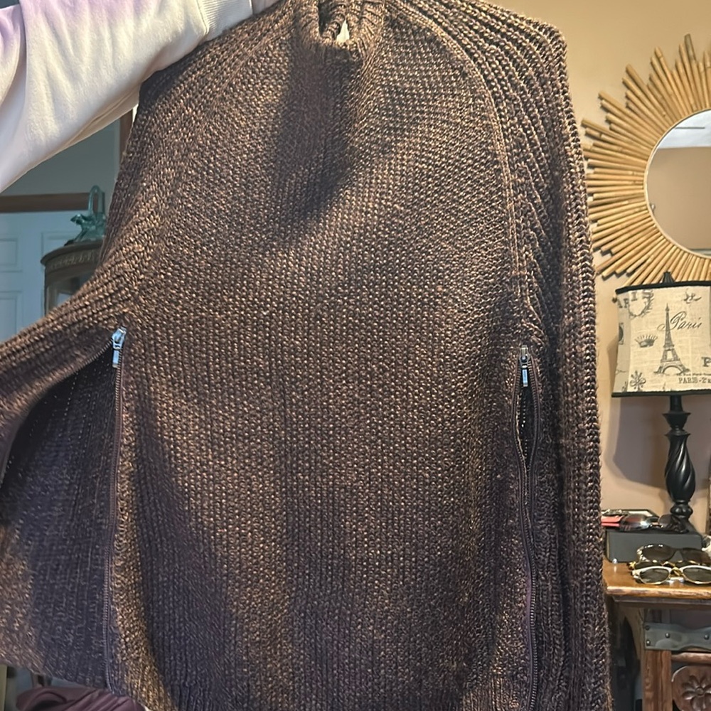 The limited cape one size
